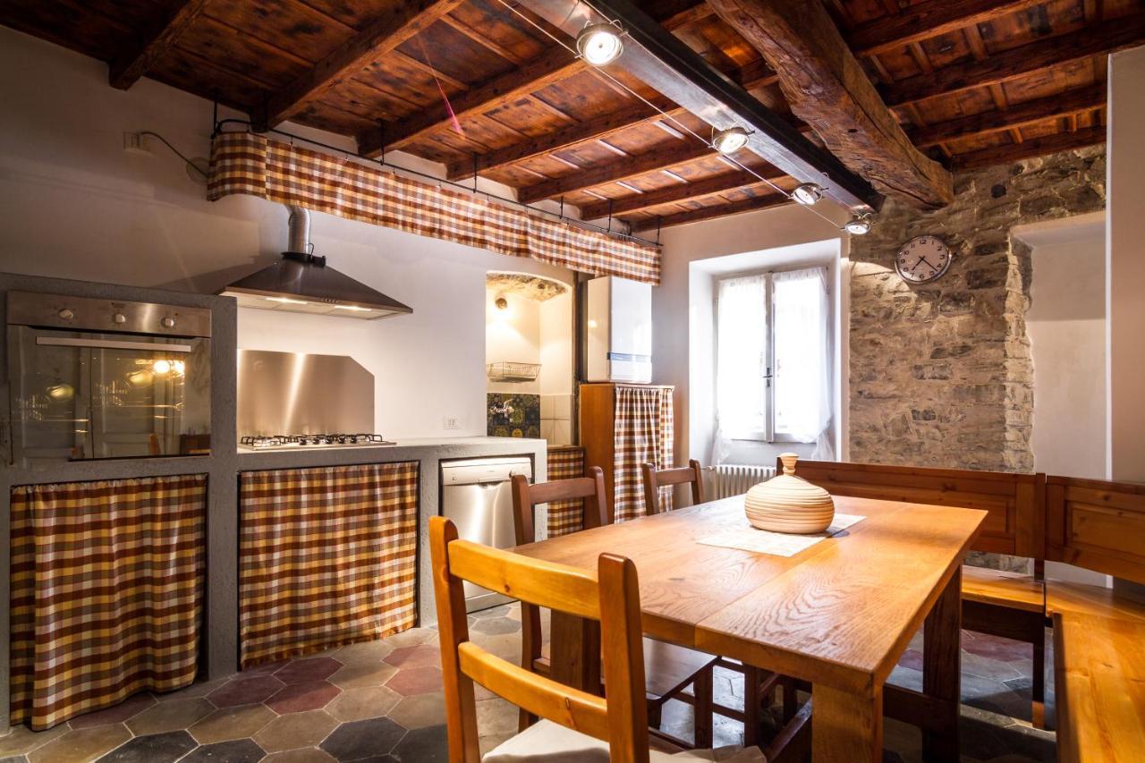 Вилла Vecchio Borgo Торно Экстерьер фото