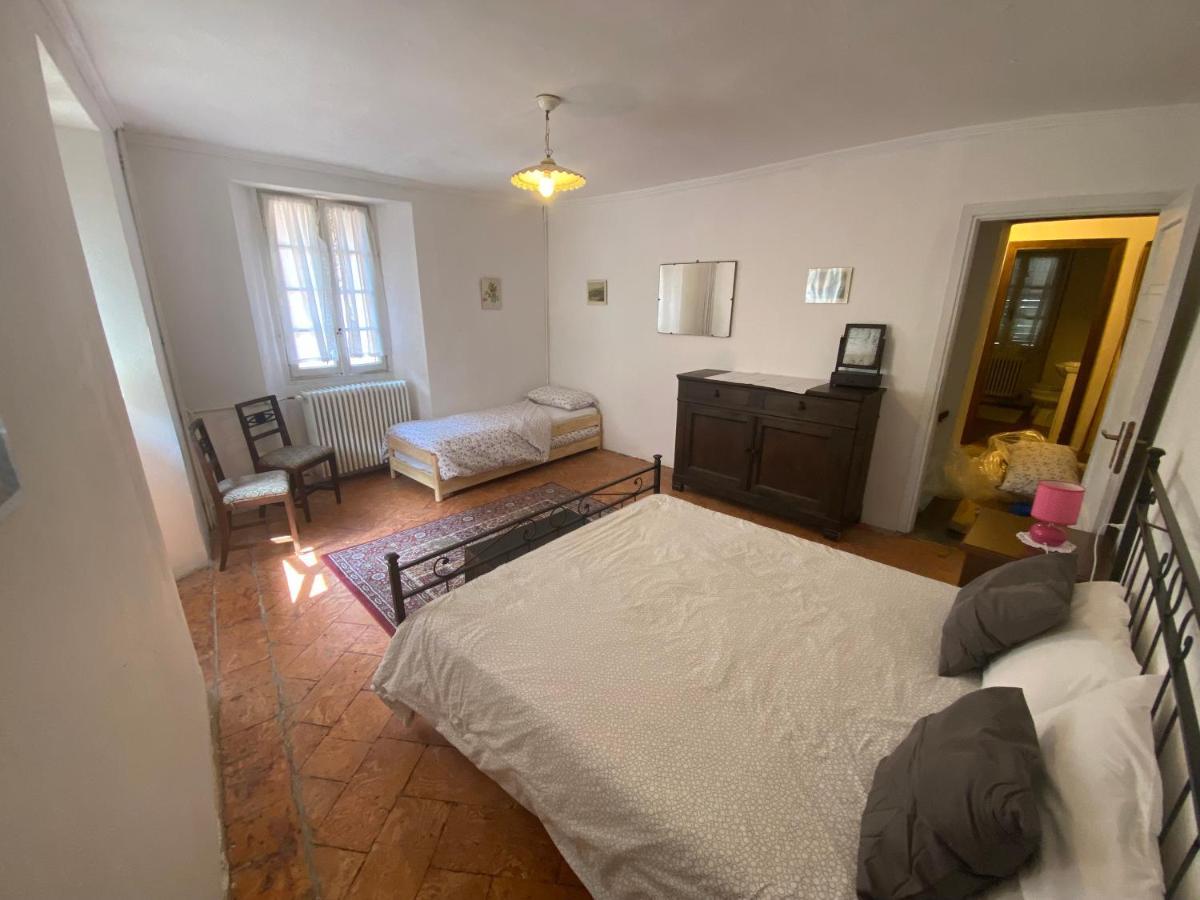 Вилла Vecchio Borgo Торно Экстерьер фото